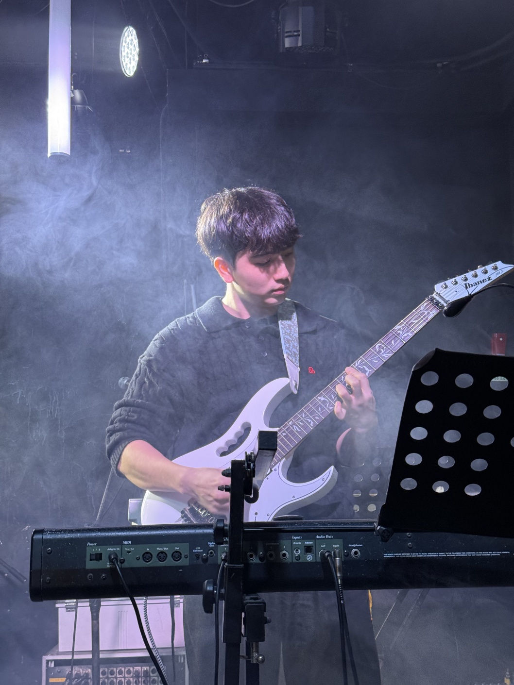 Guitar main photo